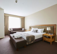 Mornington Hotel - South Australia Travel