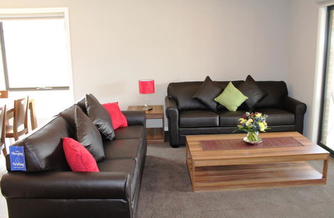 Atarhi Villas - Melbourne - South Australia Travel 1