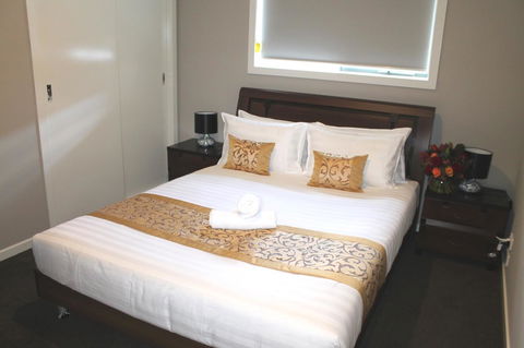 Atarhi Villas - Melbourne - South Australia Travel 4