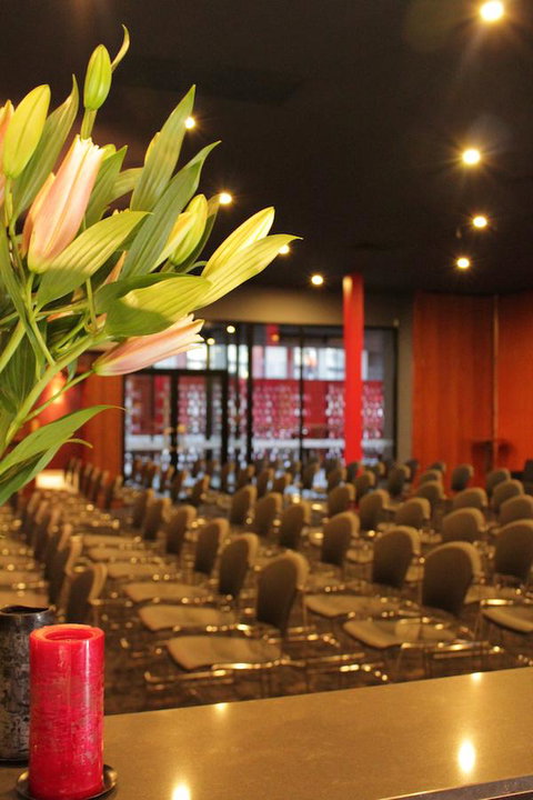 Nightcap At Matthew Flinders Hotel - South Australia Travel 35