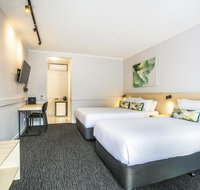 Nightcap at Matthew Flinders Hotel - South Australia Travel