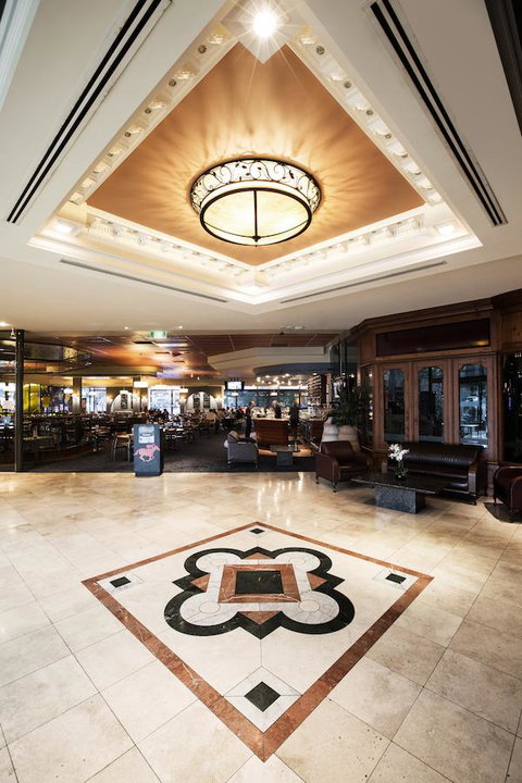 Nightcap At Matthew Flinders Hotel - South Australia Travel 34