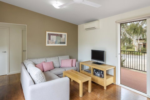 Ramada Resort By Wyndham Phillip Island - South Australia Travel 11