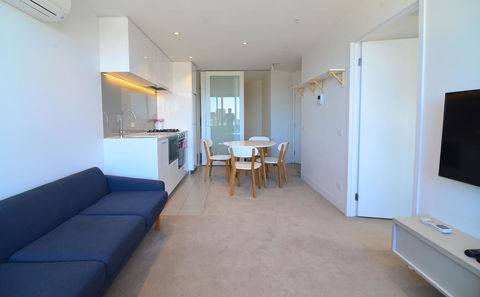 Mono Apartments On Franklin Street - South Australia Travel 30