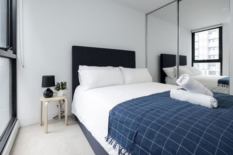 Mono Apartments On Franklin Street - South Australia Travel 17