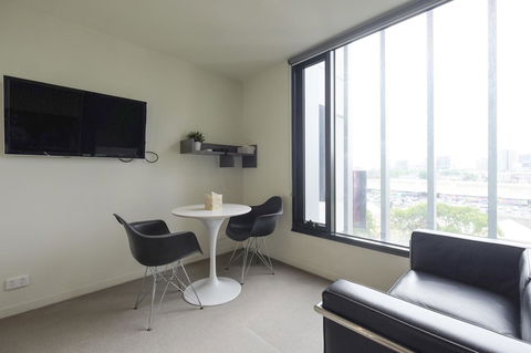 Mono Apartments On Franklin Street - South Australia Travel 6