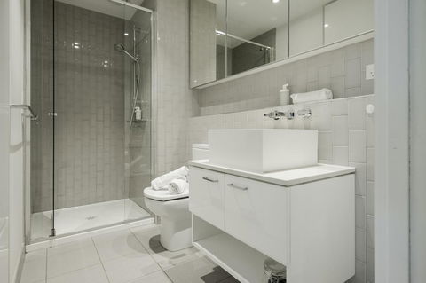 Mono Apartments On Franklin Street - South Australia Travel 15