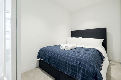 Mono Apartments On Franklin Street - South Australia Travel 16