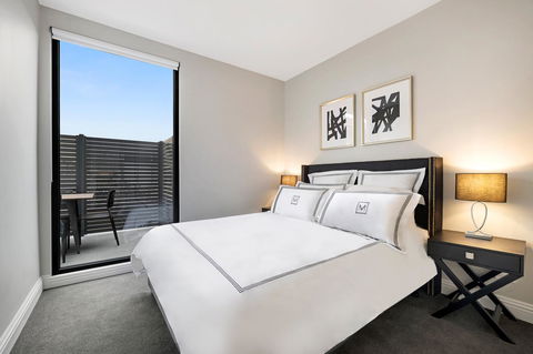 Manhattan Apartments - Caulfield North - South Australia Travel 6