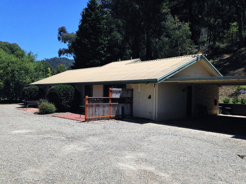 Snow View Holiday Units - South Australia Travel 4