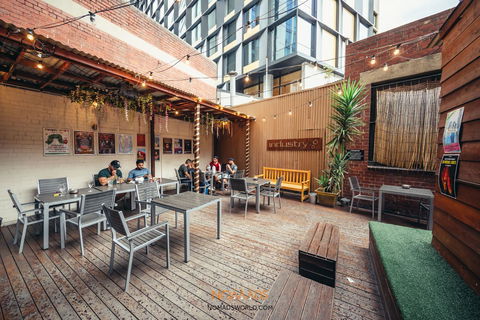 Nomads Melbourne Backpackers - South Australia Travel 6