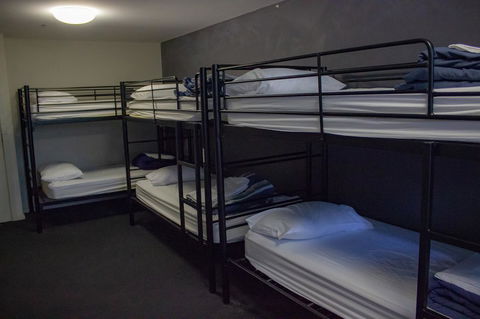 Nomads Melbourne Backpackers - South Australia Travel 35