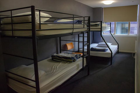 Nomads Melbourne Backpackers - South Australia Travel 40