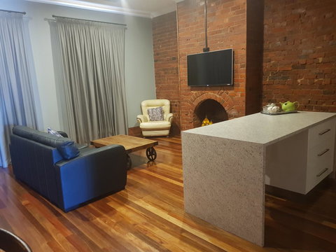 Sublime Spa Apartments - South Australia Travel 12