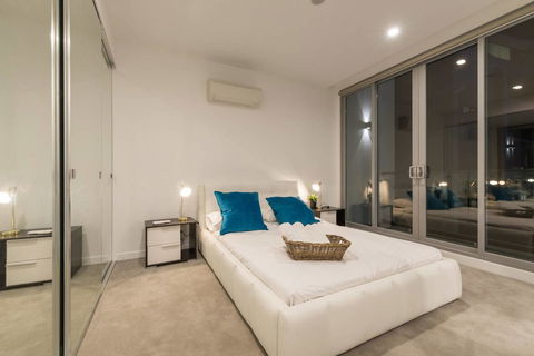 Doncaster Private Collection 2 Bed Townhouse@Pearl - South Australia Travel 6