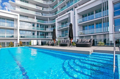 Doncaster Private Collection 2 Bed Townhouse@Pearl - South Australia Travel 16