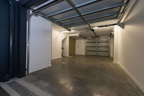 Doncaster Private Collection 2 Bed Townhouse@Pearl - South Australia Travel 13