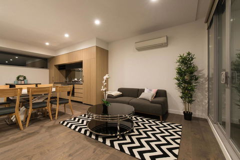 Doncaster Private Collection 2 Bed Townhouse@Pearl - South Australia Travel 3