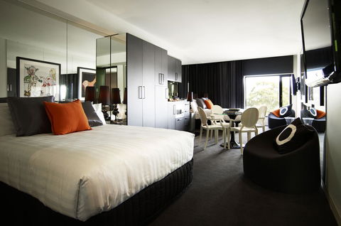 The Cullen Melbourne - Art Series - South Australia Travel 16