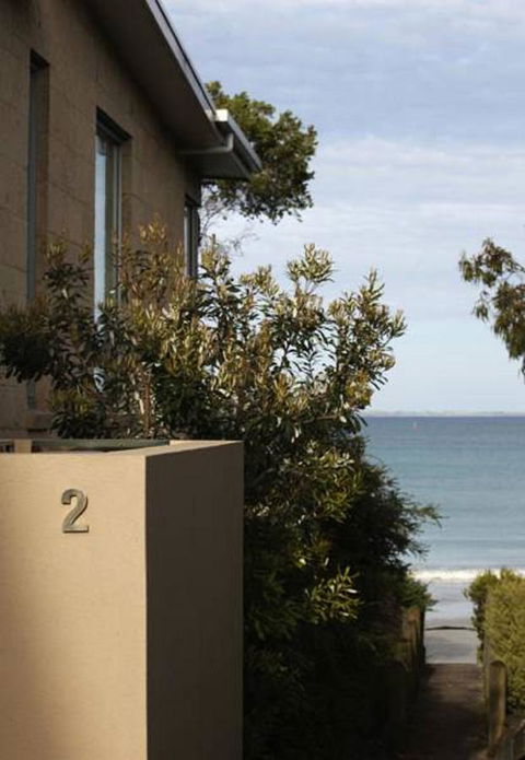 Battery Cove Beach Front Apartment - South Australia Travel 17