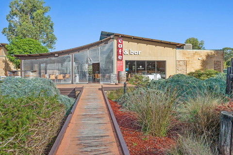 Rural 5 Star Villa\'s With Resort Amenities - South Australia Travel 14