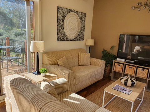 Rural 5 Star Villa\'s With Resort Amenities - South Australia Travel 1