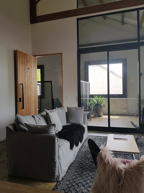THE WAREHOUSE APARTMENTS - South Australia Travel 1