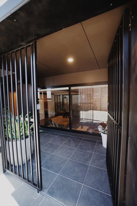 THE WAREHOUSE APARTMENTS - South Australia Travel 4