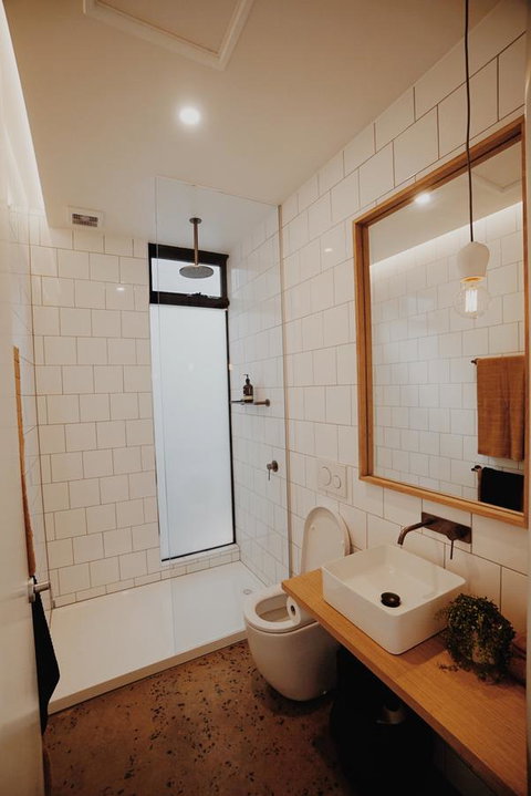 THE WAREHOUSE APARTMENTS - South Australia Travel 18