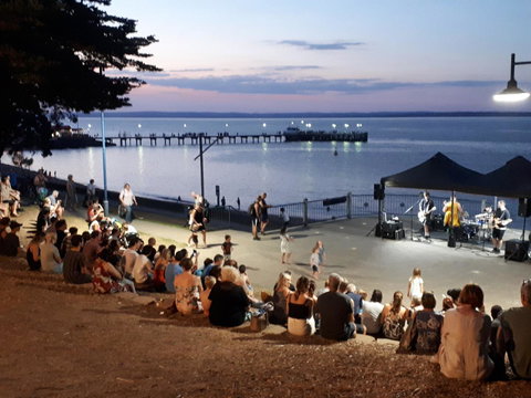 Apartments In Phillip Island Towers - Block C - South Australia Travel 9