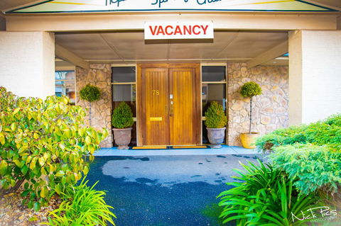 Amara Springs Guest House - South Australia Travel 6