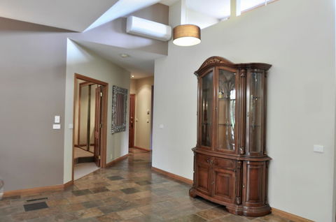 Crimea Retreat - South Australia Travel 39