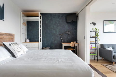 BestView St Kilda Spectacular Sunset Hideaway - Boutique Self-contained Luxury Apartment - South Australia Travel 3