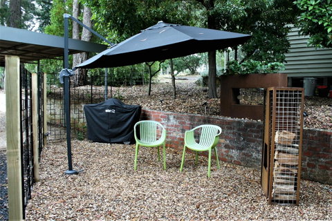 Tangenong Cottages - South Australia Travel 11
