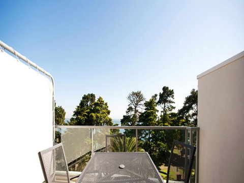 The Waves Apartments - South Australia Travel 3