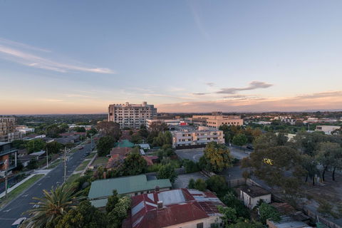 Guest House In Melbourne - South Australia Travel 8