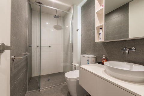 Guest House In Melbourne - South Australia Travel 6