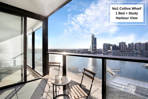 Orange Stay At Collins Wharf - South Australia Travel 32