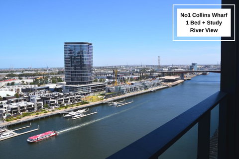 Orange Stay At Collins Wharf - South Australia Travel 19