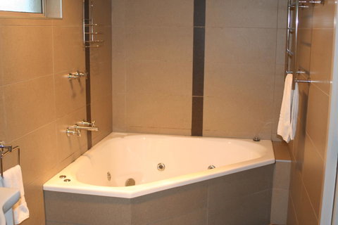 Coachman Motel And Holiday Units - South Australia Travel 12