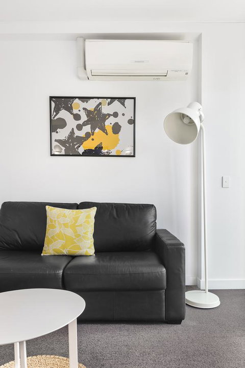 Docklands Private Collection - City Harbour Apartments - South Australia Travel 18