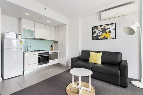 Docklands Private Collection - City Harbour Apartments - South Australia Travel 21