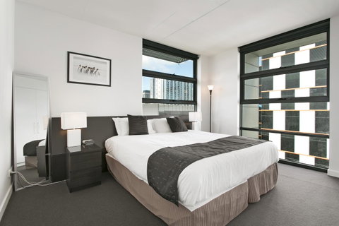 Docklands Private Collection - City Harbour Apartments - South Australia Travel 32