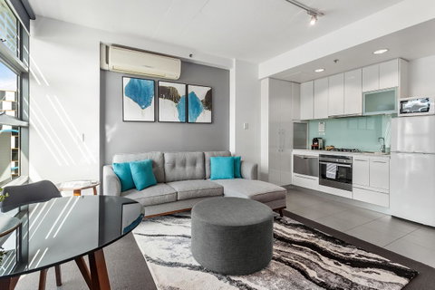 Docklands Private Collection - City Harbour Apartments - South Australia Travel 5