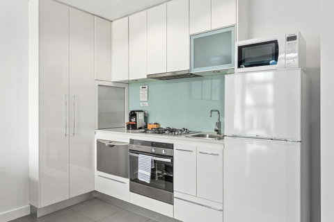 Docklands Private Collection - City Harbour Apartments - South Australia Travel 6