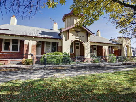 Boutique Heritage Studios On Ryrie Geelong CBD Opposite Hospital - South Australia Travel 4