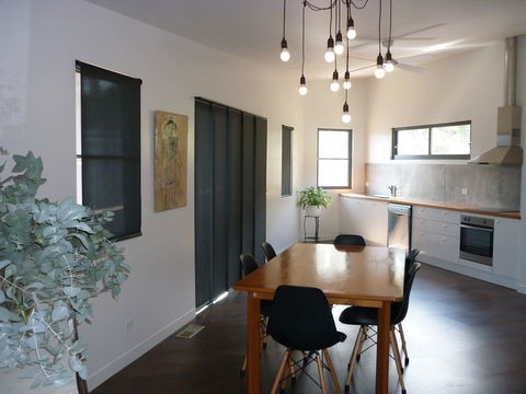 Saje\'s House & Pod - South Australia Travel 3