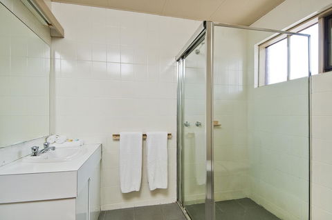 Quality Hotel Melbourne Airport - South Australia Travel 22