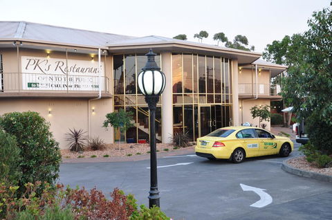 Quality Hotel Melbourne Airport - South Australia Travel 0