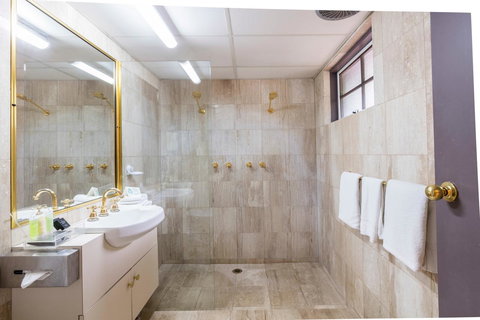 Eltham Gateway Hotel & Conference Centre - South Australia Travel 36